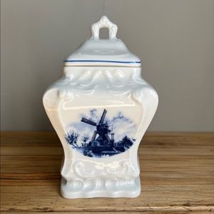 Delft Blue  Holland Hand Painted Lidded Canister